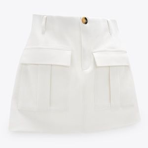 NWT Zara miniskirt with pockets